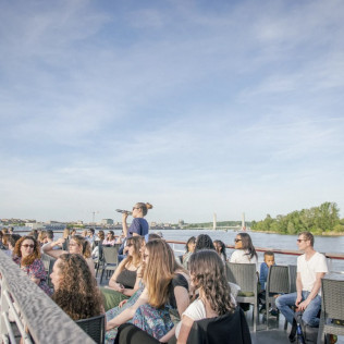 Croisière Apéro avec Vigneron et Assortiment Gourmand (Bordeaux, Gironde - 33)