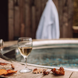 Séjour Insolite : 2 Nuits dans la Cabane AQUI avec Accès au Bain Nordique chez Kokoni K-Banes Posées (Arette, Pyrénées-Atlantiques - 64)