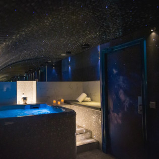 Privatisation de Spa en Groupe avec Champagne à Secret de Paris Hôtel & Spa 4* (Paris, Île-de-France - 75)
