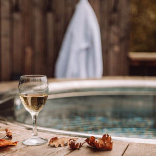 Séjour Insolite : 2 Nuits dans la Cabane KOKO avec Accès au Bain Nordique chez Kokoni K-Banes Posées (Arette, Pyrénées-Atlantiques - 64)