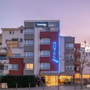 Séjour Bien-être avec Petit-déjeuner et Massage à l’Hôtel Cap Maya 3* (Cap d’Agde, Occitanie - 34)