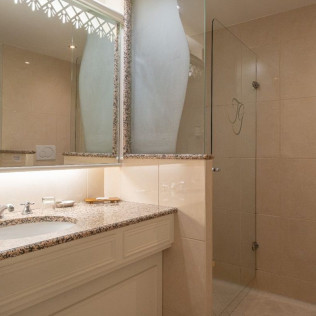Séjour avec Petit-déjeuner, Accès Illimité au Spa et Sauna Privé au Domaine du Limonay 4* (Saint-Méloir-des-Ondes, Bretagne - 35)