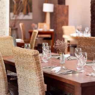 Séjour “Le temps d’une nuit” avec Petit-déjeuner, Dîner et Coupe de Champagne au Disini Hôtel-Restaurant 4* (Castries, Hérault - 34)