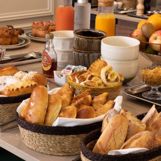 Séjour 2 nuits en Chambre Double avec Petit-déjeuner, Cocktail et Accès Spa Privatif au Petit Oberkampf Hôtel & Spa 4* (Paris, Île-de-France- 75)