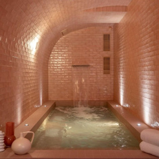 Séjour 2 nuits en Chambre Double avec Petit-déjeuner, Cocktail et Accès Spa Privatif au Petit Oberkampf Hôtel & Spa 4* (Paris, Île-de-France- 75)