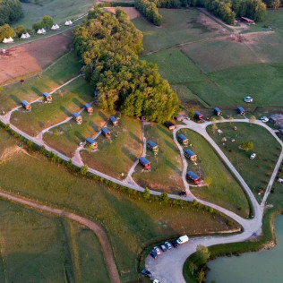 Séjour Insolite : Nuit dans une Hutte au Domaine d’Escapa (Estipouy, Gers - 32)