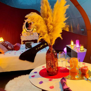 Séjour Insolite dans une Bulle avec Jacuzzi et Hammam Privatif à La Féérie des Anges (Illoud, Haute-Marne - 52)
