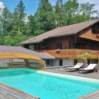Séjour avec Petit-déjeuner, Repas et Accès libre à l’Espace Détente au Gîte Chalet Esprit (Morillon, Haute-Savoie - 74)