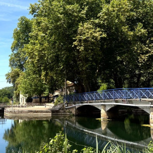 Séjour Insolite de 2 Jours et 1 Nuit en Pénichette Électrique au Parc du Marais avec Croisière sur la Sèvre (Niort, Deux-Sèvres - 79)