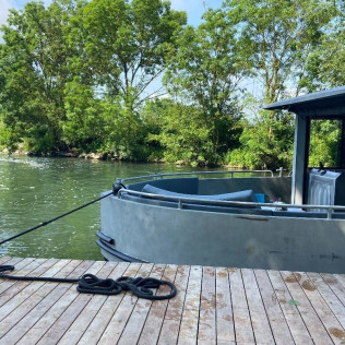 Séjour Insolite de 2 Jours et 1 Nuit en Pénichette Électrique au Parc du Marais avec Croisière sur la Sèvre (Niort, Deux-Sèvres - 79)