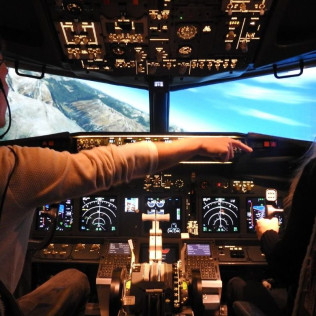 Pilotage Initiation au Simulateur de Vol à Paris (Boissy l’Aillerie, Val-d’Oise - 95)