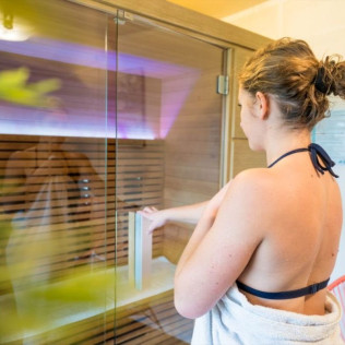 Accès Privatif en Soirée au Spa avec Jacuzzi et Sauna pour deux à La Ferme des Épis (Ouffières, Calvados - 14)