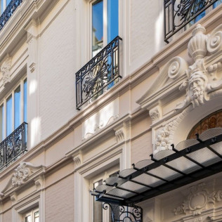 Accès au Spa avec Dîner pour deux au Paris j'Adore Hôtel & Spa 5* (Paris, Île-de-France- 75)