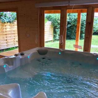 Spa Jacuzzi Privatif pour Deux à la Bulle d'Eden (Bayonne, Nouvelle-Aquitaine - 64)