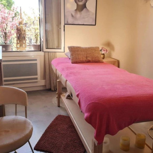 Rituel du Japon KOBIDO avec Soin du Visage, Onction et Réflexologie à L'Institut V (La Turbie, Alpes-Maritimes - 06)
