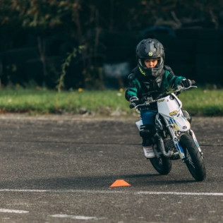 Stage d’Initiation au Pilotage de Moto sur Circuit pour Enfants (Dreux, Eure-et-Loir - 28) 