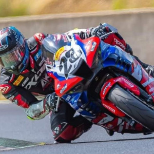 Journée Stage de Pilotage Moto pour Novices sur le Circuit d’Issoire (Puy-de-Dôme - 63)