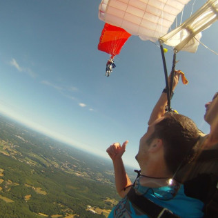 Saut en Parachute Tandem (Domme, Dordogne - 24)