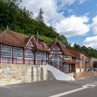 Visite Arts et Dégustation de 6 Vins dans les Caves de Monmousseau pour deux (Montrichard, Loir-et-Cher - 41)