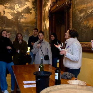 Visite du Château d’Agassac avec Pique-nique et Dégustation de Vins pour deux (Ludon-Médoc, Gironde- 33)
