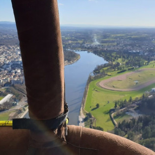 Vol en Montgolfière au-dessus de Besançon et Vesoul (Echenoz-le-Sec, Haute-Saône - 70)