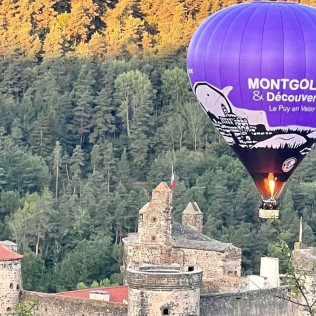 Vol en Montgolfière avec Champagne (Le Puy en Velay, Haute-Loire - 43)