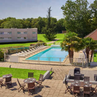 Séjour en Chambre Classique avec Petit-déjeuner pour deux au Novotel Fontainebleau Ury 4* (Ury, Seine-et-Marne - 77) 