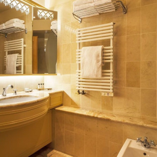 Weekend Bien-être de 2 Nuits avec Petit-déjeuner, Accès Spa, Dîner et Sauna Privé au Domaine du Limonay 4* (Saint-Méloir-des-Ondes, Bretagne - 35)