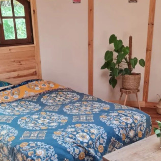 Séjour Insolite : 2 Nuits dans une Cabane-Yourte à La Mauvaise Herbe (Barjols, Var - 83)