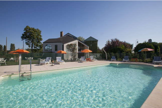Séjour avec vue sur le Golf et Petit-Déjeuner au Golf Hôtel Colvert Levernois (Beaune, Côte-d'Or - 11)