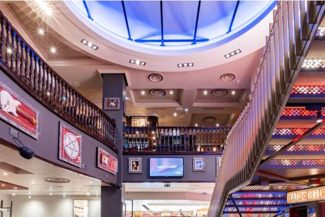 Déjeuner ou Dîner au Hard Rock Café Paris (Paris, Île-de-France - 75)