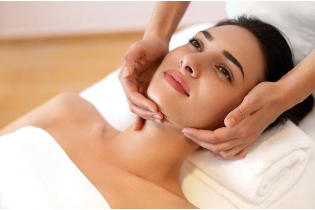 Escapade Bien-être avec Massage, Sauna et Jacuzzi pour deux au Réveil des Sens (Valence, Drôme - 26) 