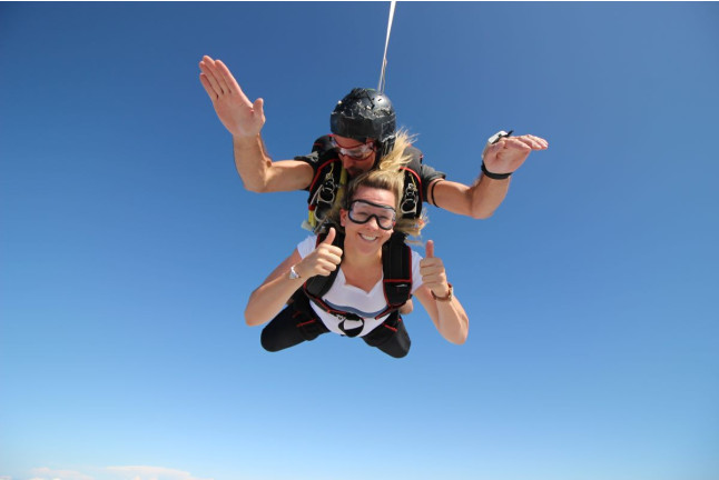 Saut en Parachute Tandem (Péronne, Somme - 80)