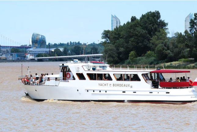 Croisière Commentée, Verre de Vin et Cannelé (Bordeaux, Gironde - 33)