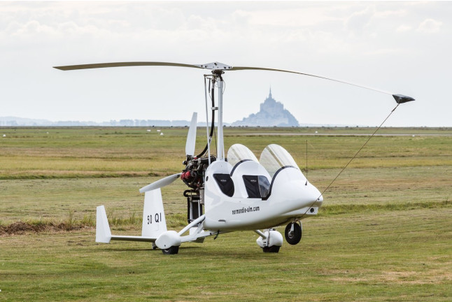 Vol Passion en Gyrocoptère sur le Mont St Michel, la Baie, Cancale ou Granville (Le Val-Saint-Père, Manche - 50)