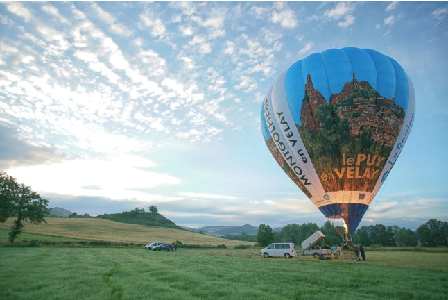 Vol en Montgolfière (Vals-près-le-Puy, Haute-Loire - 43)