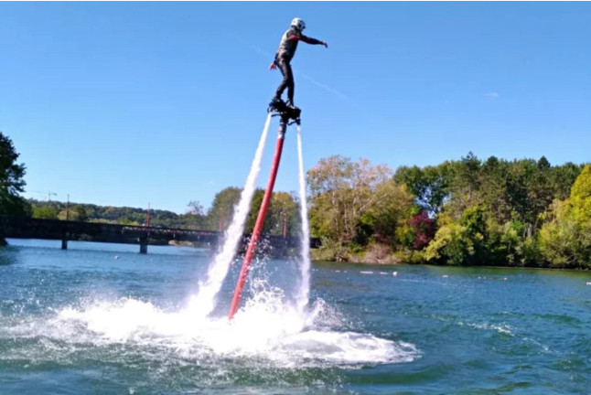 Session de Flyboard (Cergy-Pontoise, Île-de-France - 95)