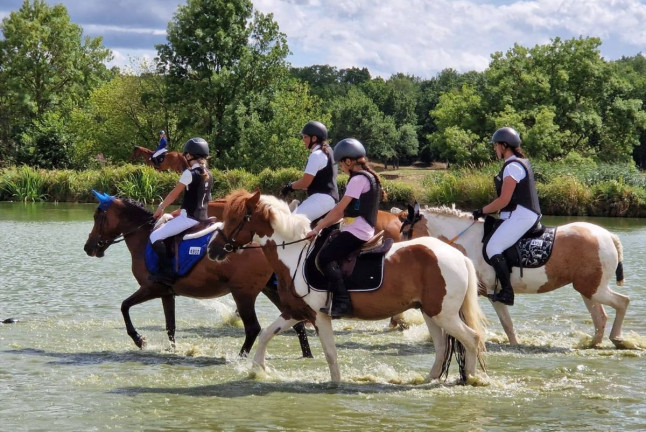 Balade à Cheval au Poney Club Le Cheyenne (Seine-et-Marne, Île-de-France- 77)