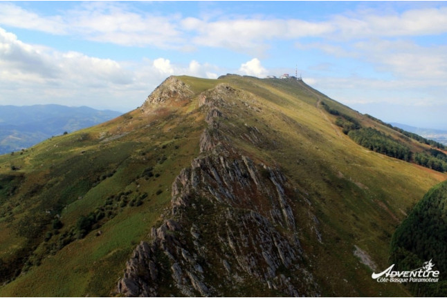Baptême de l'Air "Le Pays Basque et sa Préhistoire" en Paramoteur (Saint-Pée-sur-Nivelle, Pyrénées-Atlantiques - 64)