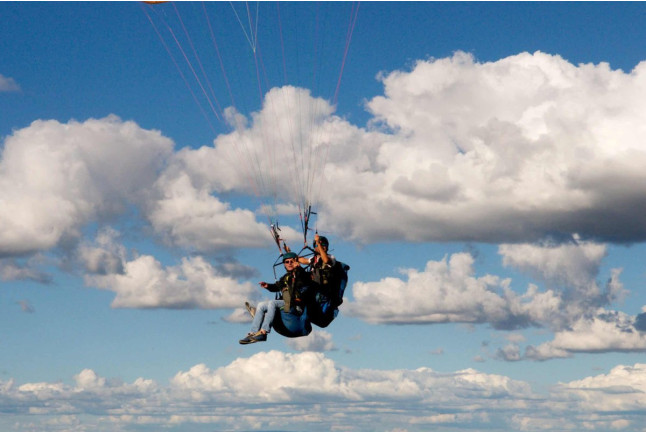 Baptême de Parapente en Biplace : Vol Ascendances (Millau, Aveyron - 12)