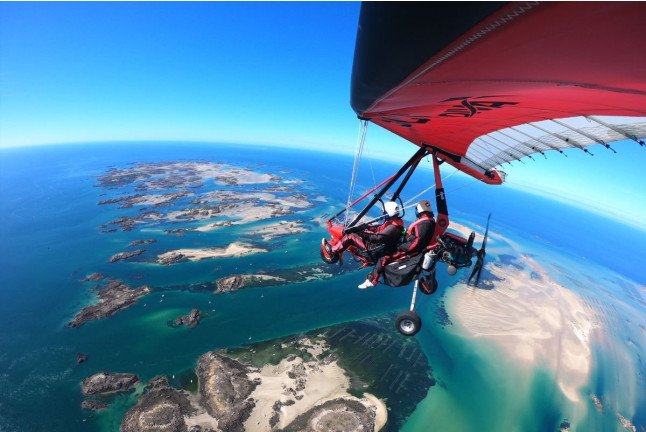 Baptême de l’Air en ULM jusqu'au Mont Saint-Michel - La Route de l'Archange (Bréville-sur-Mer, La Manche - 50)