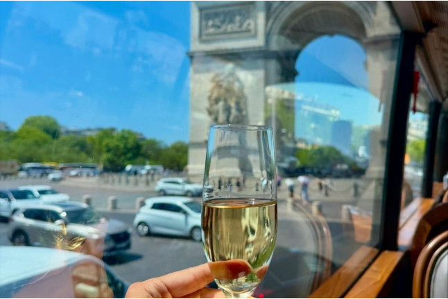 Déjeuner Gastronomique dans le Bustronome (Paris, Île-de-France - 75)