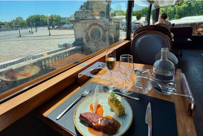 Déjeuner Gastronomique dans le Bustronome (Paris, Île-de-France - 75)