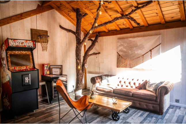 Séjour en Logement Insolite : Nuit en Cabane dans les Arbres avec Petit-déjeuner et Spa Privatif au domaine Cœur de Bull (Occitanie - 81)