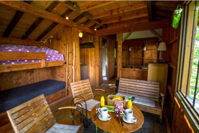 Séjour Insolite : Nuit en Cabane Perchée dans les Bois avec Jacuzzi Privatif au Domaine d’Escapa (Estipouy, Gers - 32)