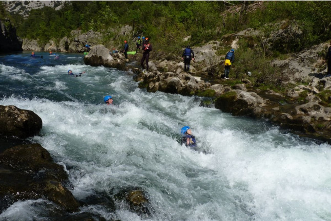 Canoë-Raft dans le Massif de Saint-Guilhem-le-Désert (Aniane, Hérault - 34)