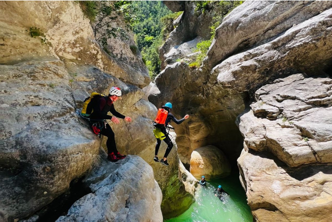 Canyoning Sportif dans les Gorges du Verdon (Castellane, Alpes-de-Haute-Provence - 04)