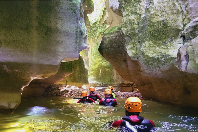 Excursion Canyoning dans le Canyon du Groin (Artemare, Ain - 01)