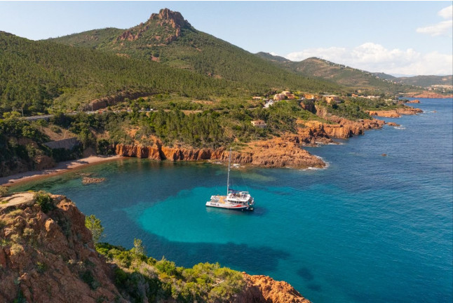 Brunch en Mer en Catamaran (Var / Bouches-du-Rhône / Alpes-Maritimes)