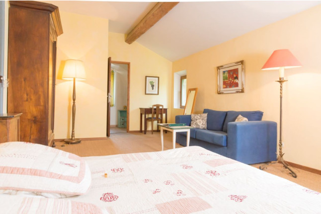 Séjour en Chambre d’Hôte avec Petit Déjeuner au Domaine Grand Guilhem (Cascastel-des-Corbières, Aude - 11)